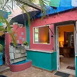 Guanajuato Centro Quiet 3-Story Home With Great Views