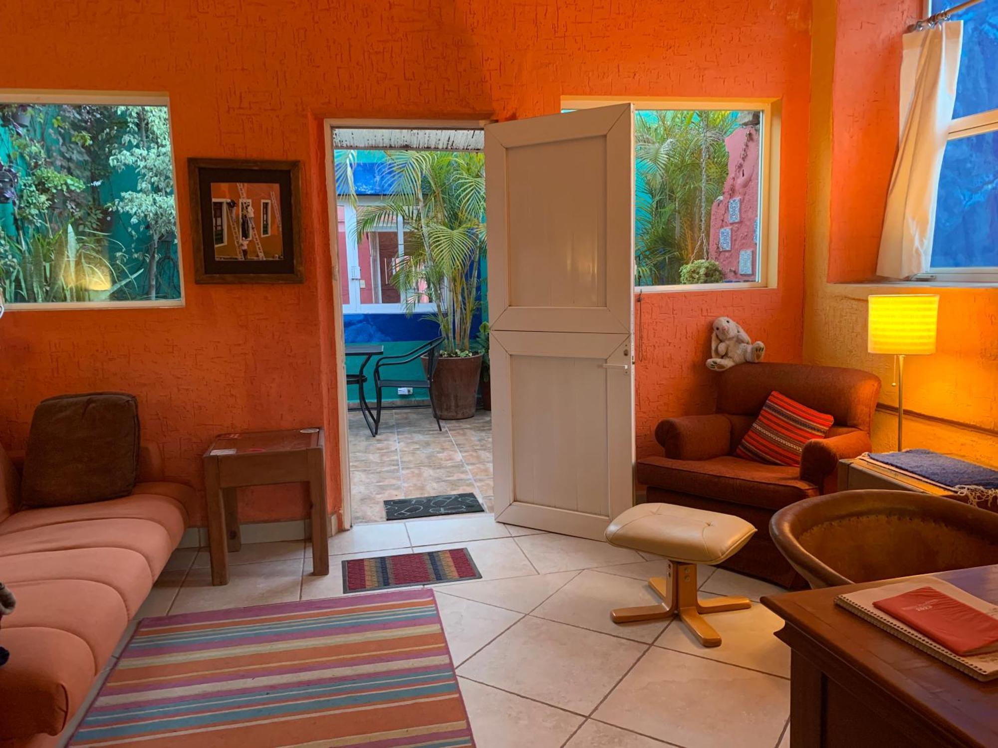 Centro Quiet 3-story With Great Views Сasa de vacaciones *
